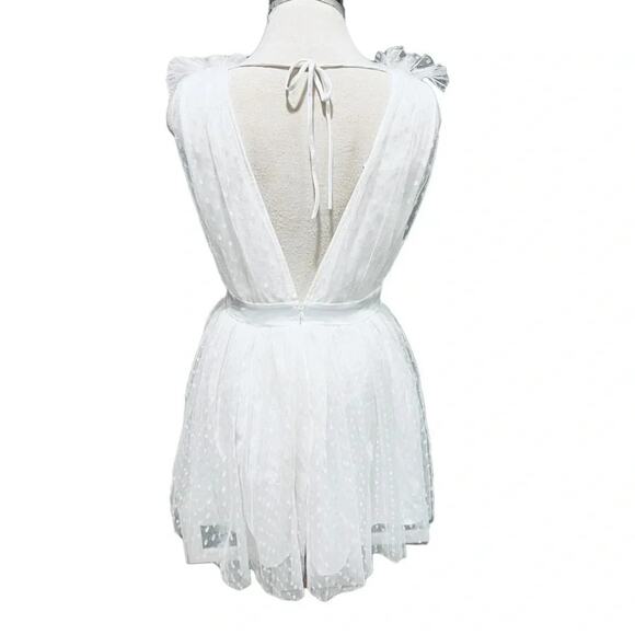 SHOWPO MARIABELLA MINI DRESS - TULLE PLUNGE DRESS IN WHITE SIZE 8 NWT - Picture 7 of 12